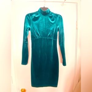 Forever 21 long sleeve velvet dress, size X-small